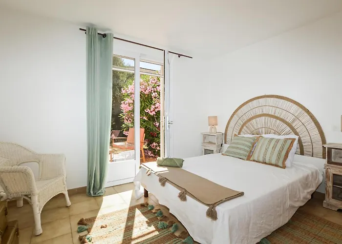 2 Bedroom Gorgeous In Prunete