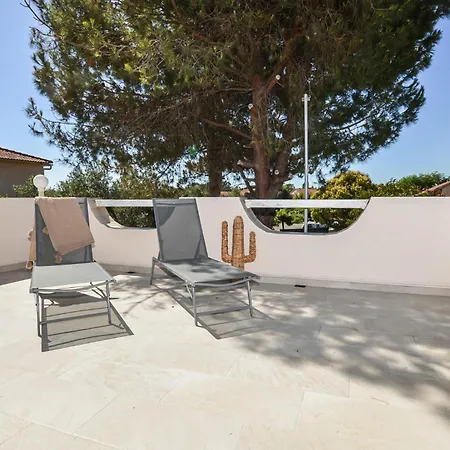 2 Bedroom Gorgeous In Semesterbostad *