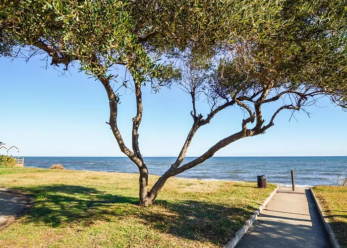 2 Bedroom Gorgeous In Casa vacanze *